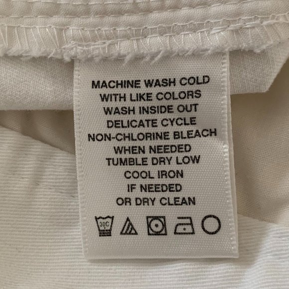 2/$20 - Lord & Taylor White Ankle Pants - Size 8 - Picture 5 of 8